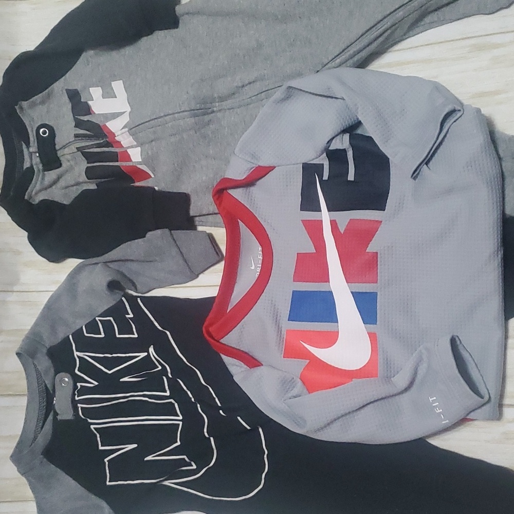 Baby boys nike lot size 6-9